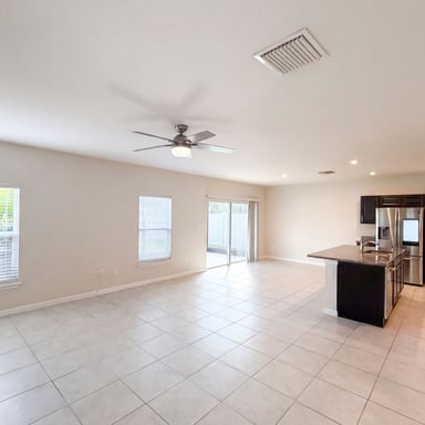 Property photo 3 of 10654 Hawks Landing Dr
