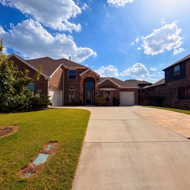 Property photo 1 of 4305 Curlew Ln