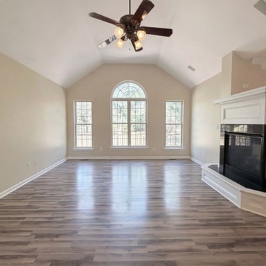 Property photo 3 of 20224 Northport Dr