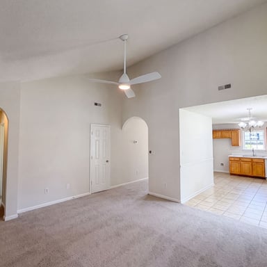 Property photo 3 of 2025 Duke Adam St