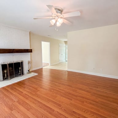 Property photo 3 of 2815 Midpines Dr