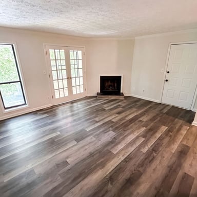 Property photo 3 of 216 Summit North Dr NE