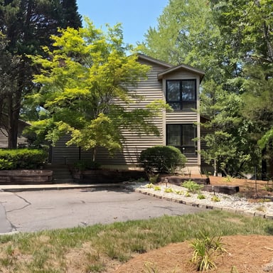 Property photo 1 of 101 Maple Hill Ct
