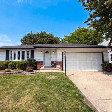 Property photo 1 of 11500 Stormes Dr