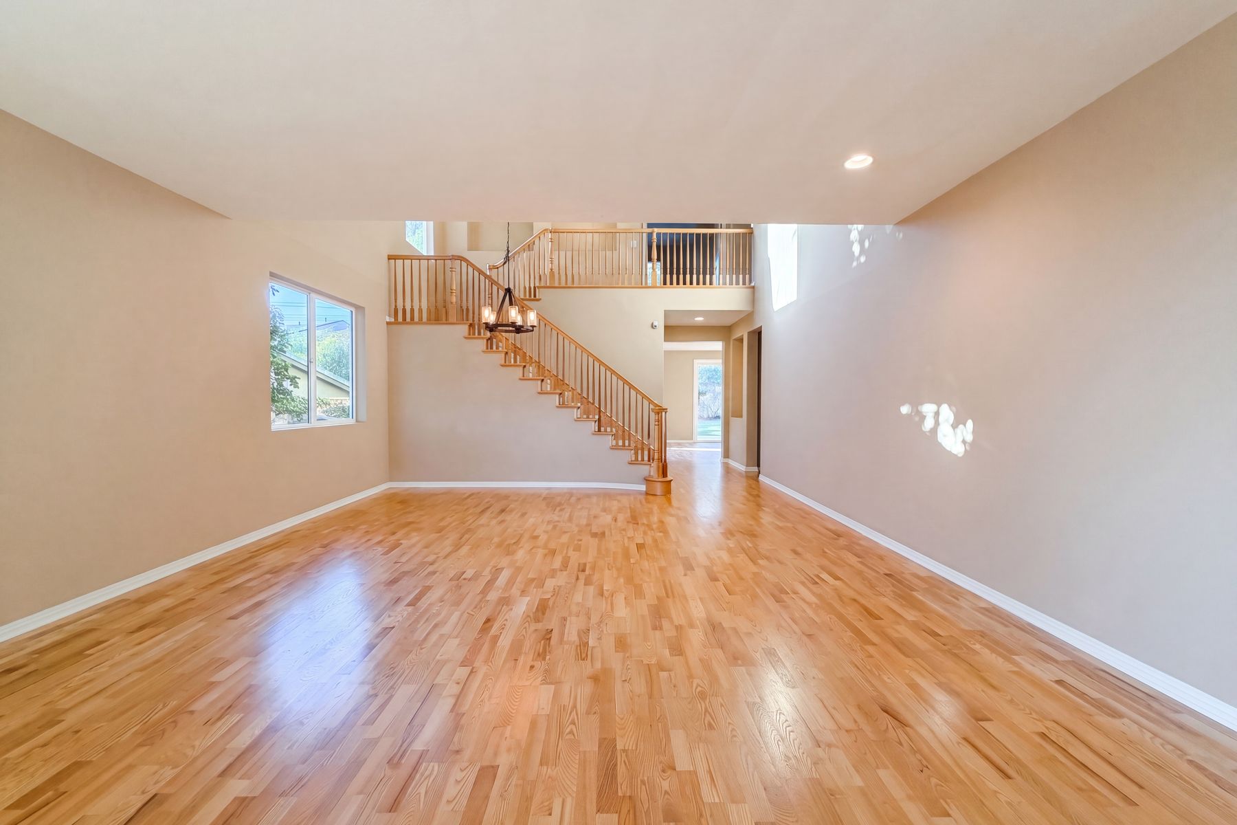 Property photo 3 of 22017 Sunrise View Pl
