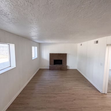 Property photo 3 of 7305 Marilyn Ave NE