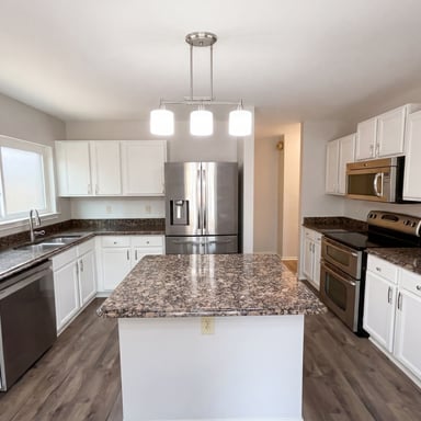 Property photo 2 of 10967 Cedar Park
