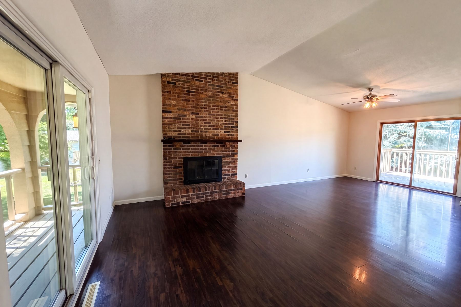 Property photo 3 of 13802 Holyoke Path