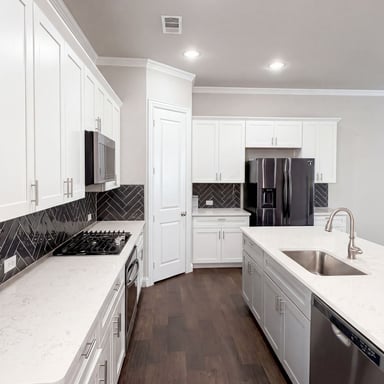 Property photo 2 of 17628 Bottlebrush Dr