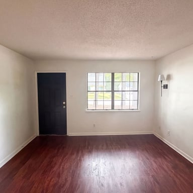 Property photo 3 of 3309 Prudence St