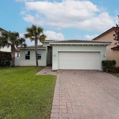 Property photo 2 of 12473 NW Lynch Ln