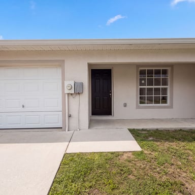 Property photo 1 of 37209 Grassy Hill Ln
