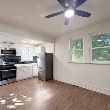 Property photo 2 of 415 N 4th St