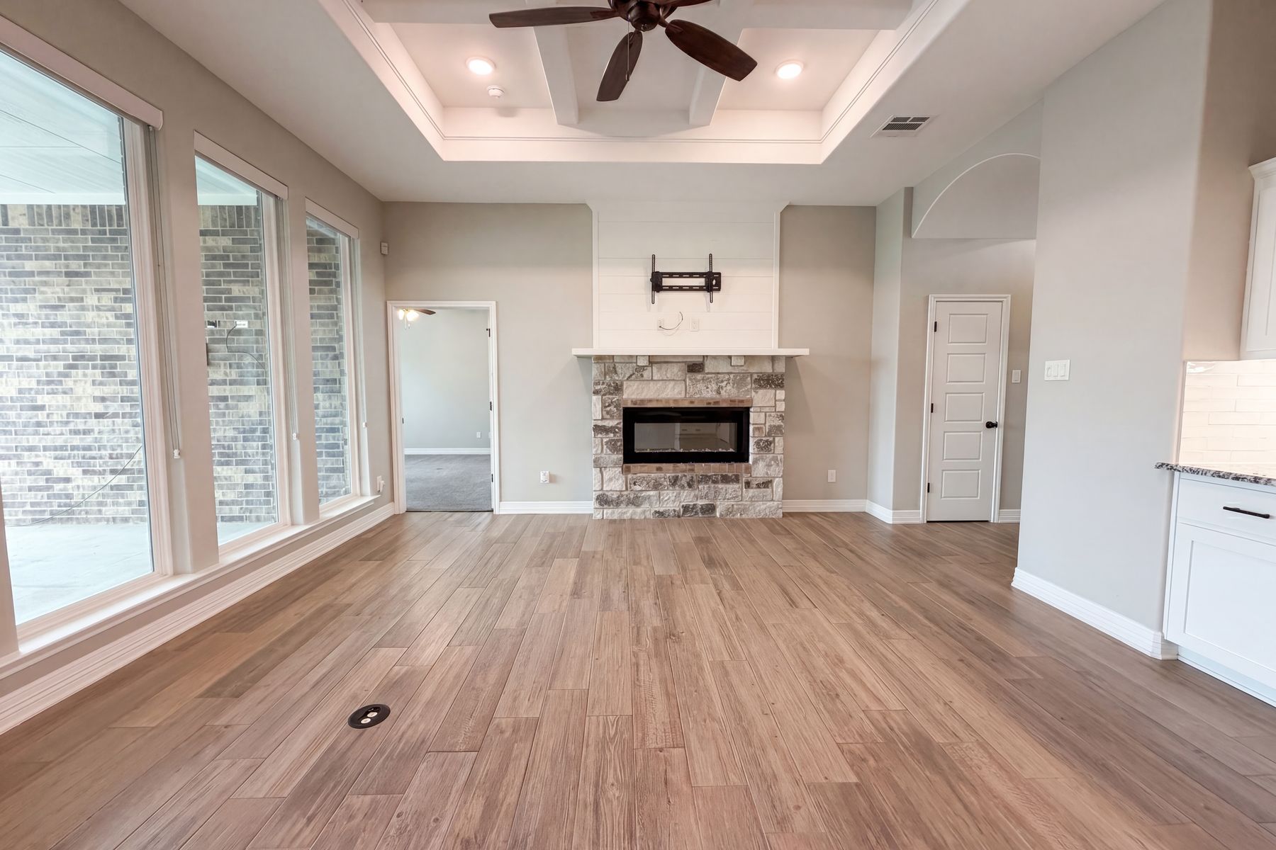 Property photo 3 of 6112 Wye Oak Dr