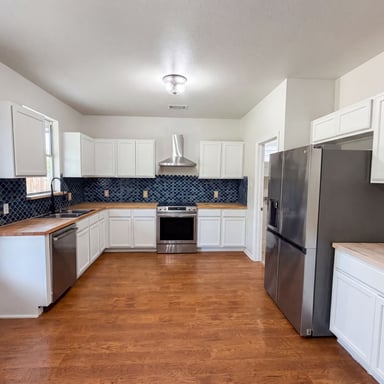 Property photo 2 of 612 Sugar Brook Dr