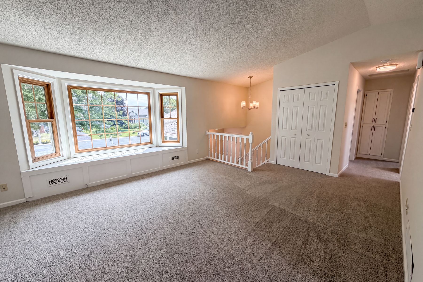 Property photo 3 of 4289 159th Ct W