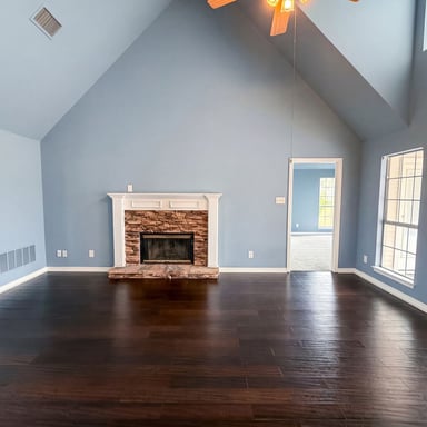 Property photo 3 of 4014 Ovilla Rd