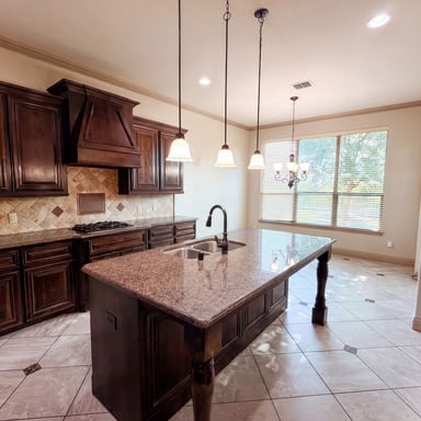 Property photo 2 of 1502 Northwood Dr
