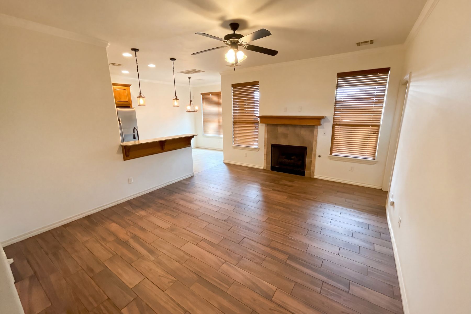 Property photo 3 of 2237 NW 158th St