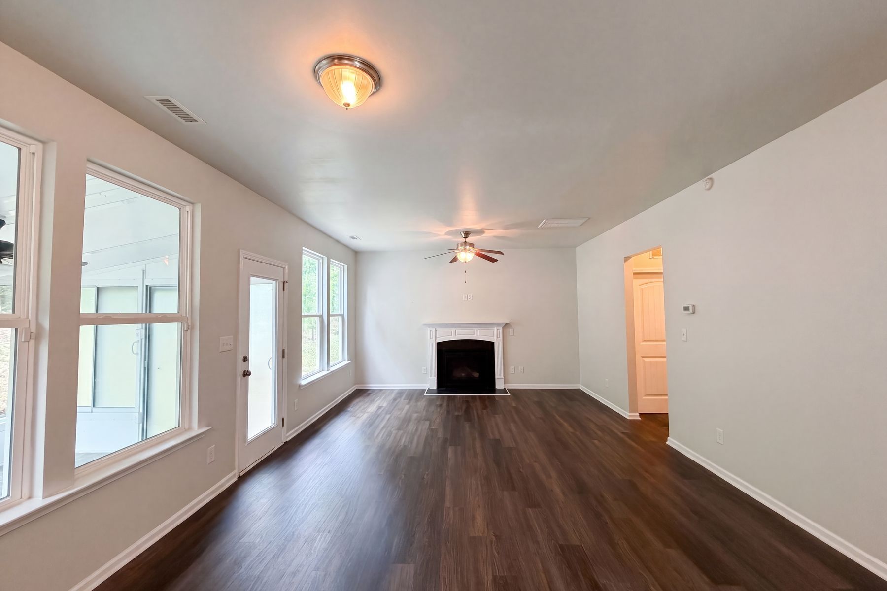 Property photo 3 of 612 Turmeric Ln