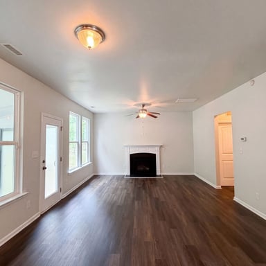 Property photo 3 of 612 Turmeric Ln