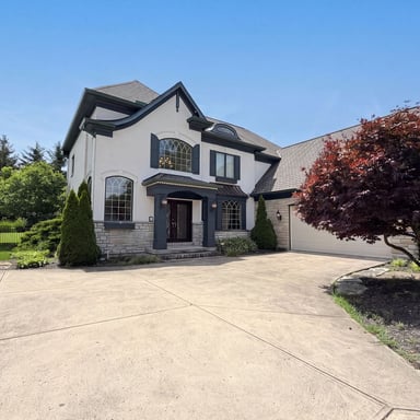 Property photo 1 of 7087 Bridgetown Rd