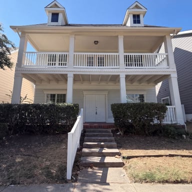 Property photo 2 of 1232 Spanish Moss Dr