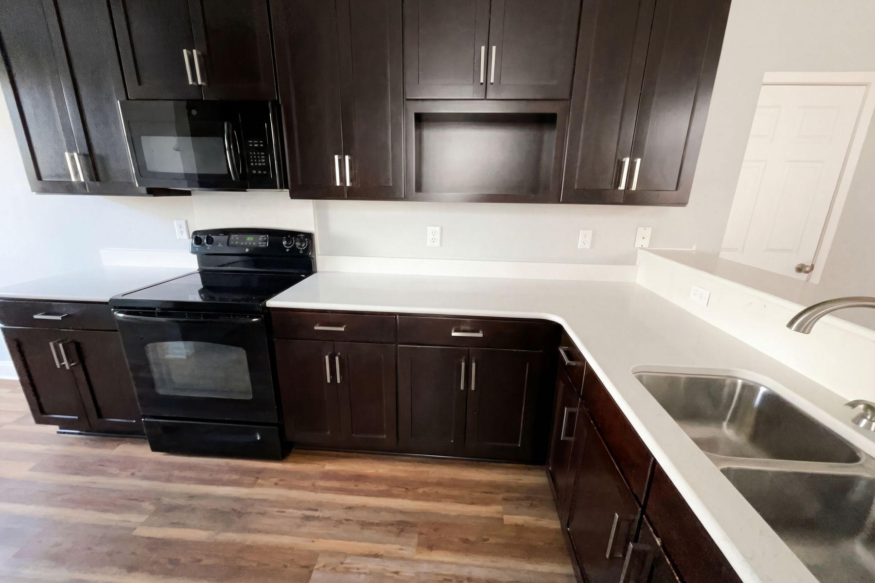 Photo 2 of 29 of 278 Chemistry Cir, Ladson, SC