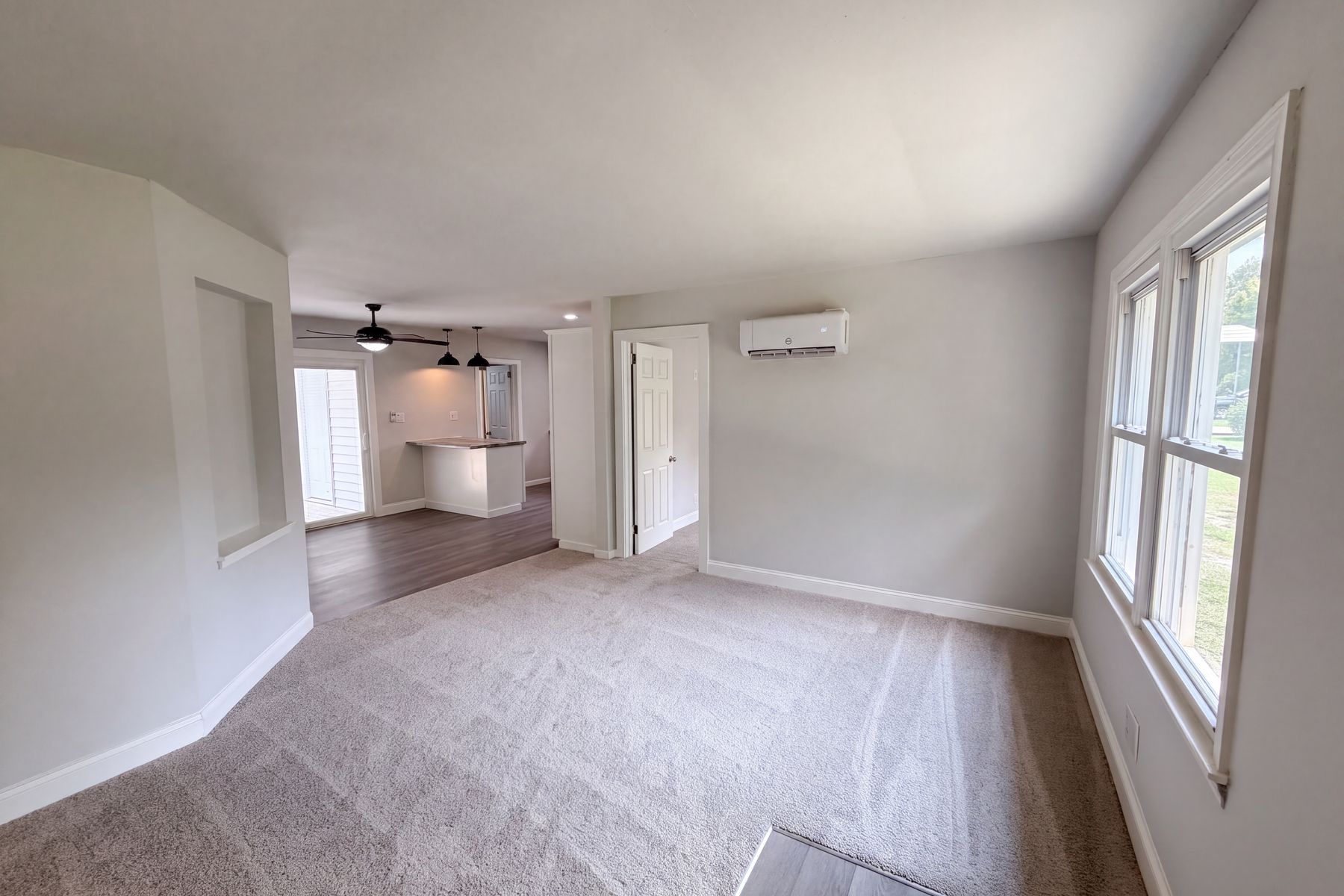 Property photo 3 of 704 Morningside Dr