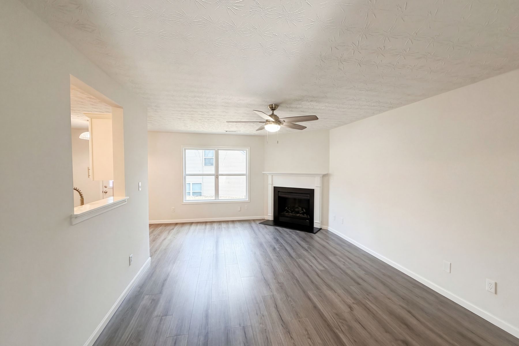 Property photo 3 of 258 Alcovy Walk Dr