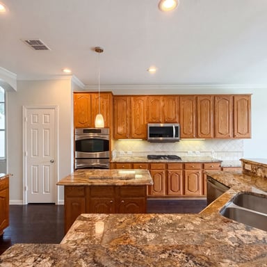 Property photo 2 of 2211 Dana Dr