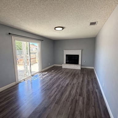 Property photo 3 of 15929 La Verida Dr