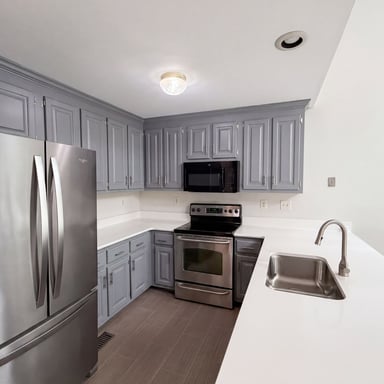 Property photo 2 of 5517 W Bay Ct