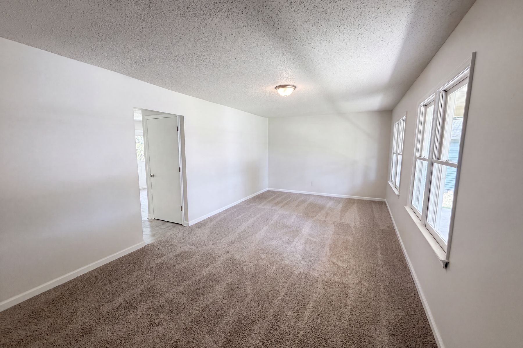 Property photo 3 of 4 Shirley Caesar Ct