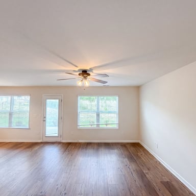 Property photo 3 of 1134 Aster Way
