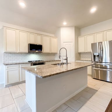 Property photo 2 of 21205 Timber Bluff Ln
