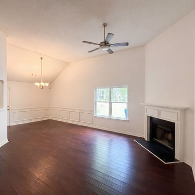 Property photo 3 of 345 Espana St