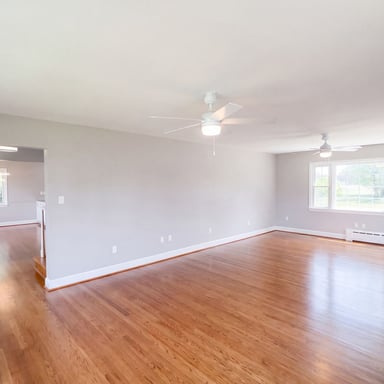 Property photo 3 of 494 Walton St