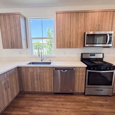 Property photo 2 of 10801 Portico Cir