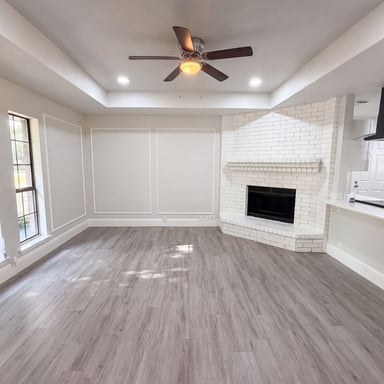 Property photo 3 of 127 Jason Dr