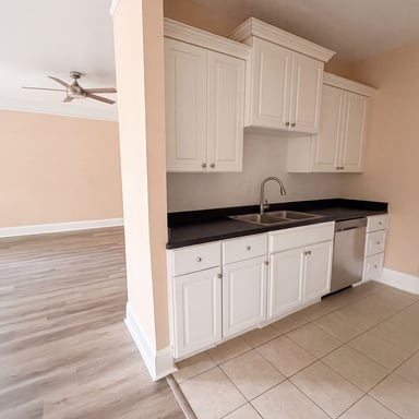 Property photo 2 of 108 Cart Way