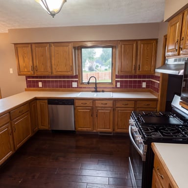 Property photo 2 of 1100 Prescot Ave NW