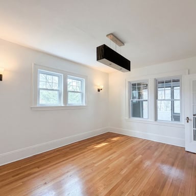 Property photo 3 of 10 Perrot St