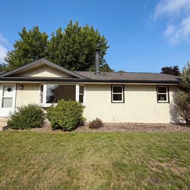 Property photo 1 of 6180 6th St NE
