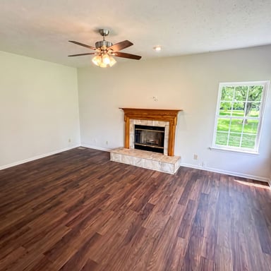 Property photo 3 of 3502 Waterstone Dr