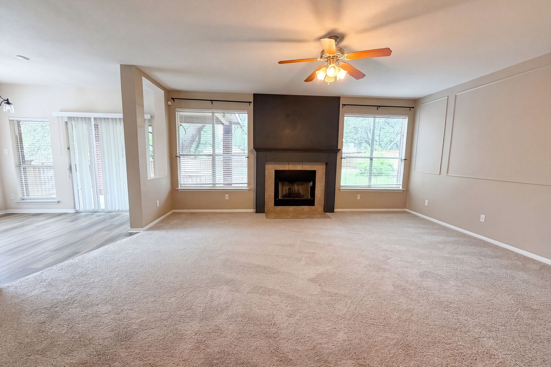 Property photo 3 of 312 Crowfoot Dr