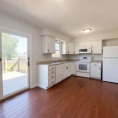 Property photo 2 of 231 Downey Dr