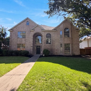 Property photo 1 of 905 Ridgemont Dr