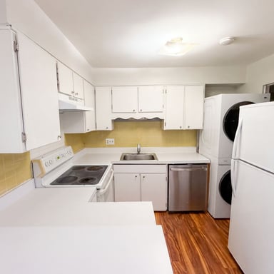 Property photo 2 of 141 N Duke Dr
