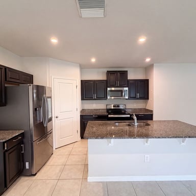 Property photo 2 of 10654 Hawks Landing Dr